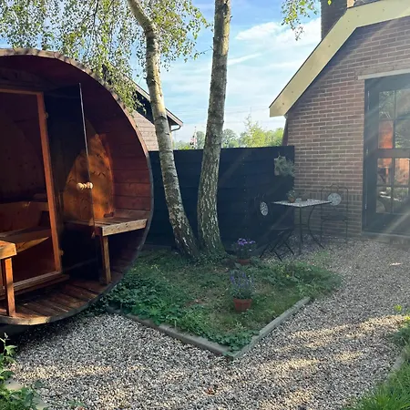 Bed & Breakfast Puur Putten, Met Prive Sauna Putten