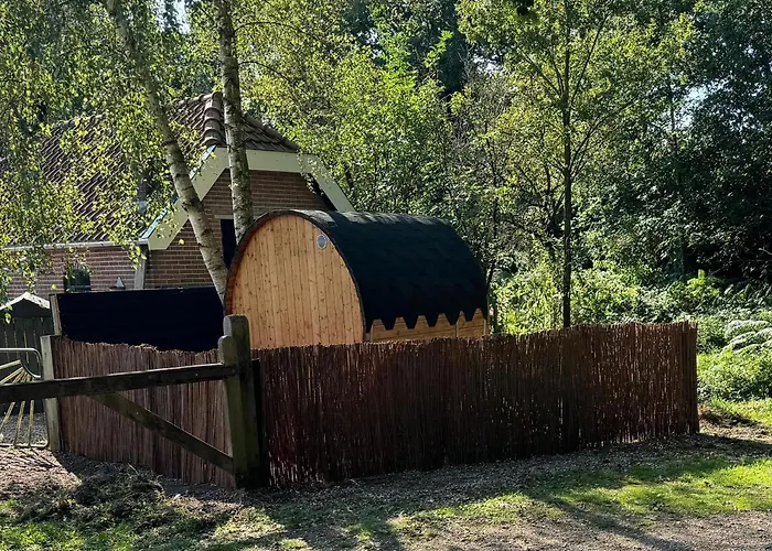 Puur Putten, Met Prive Sauna 3* פוטן